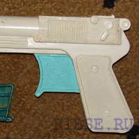 Белый пистолет